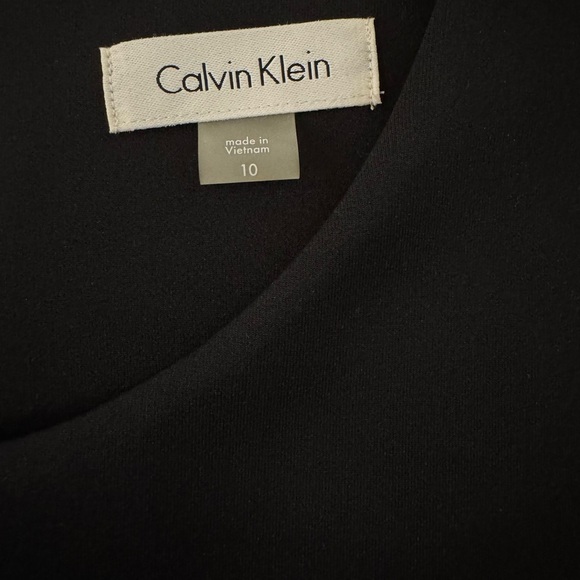 NWT Calvin Klein Women’s Colorblock Scuba Sheath Dress in Black & White Size 10 - Picture 7 of 7